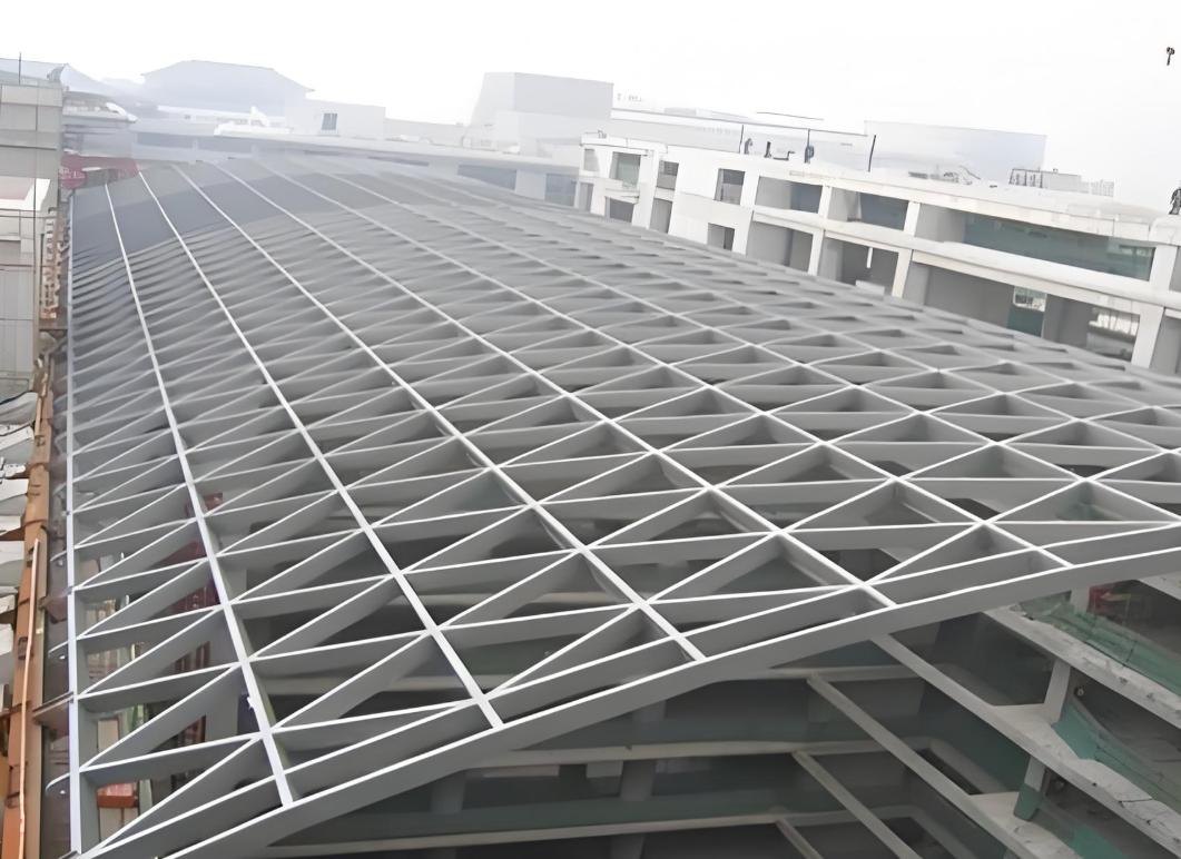 Roof renovation with 75m span